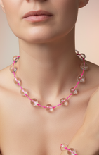 Charger l'image dans la galerie, Collier Bulle 42cm -perles de cristal de roche, plaqué or 18 carats